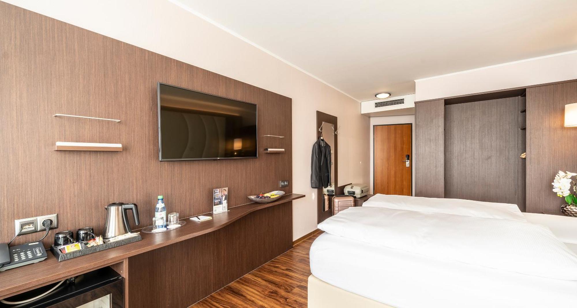 Plaza Hotel Foehr Am Bodensee Фрідріхсгафен Екстер'єр фото